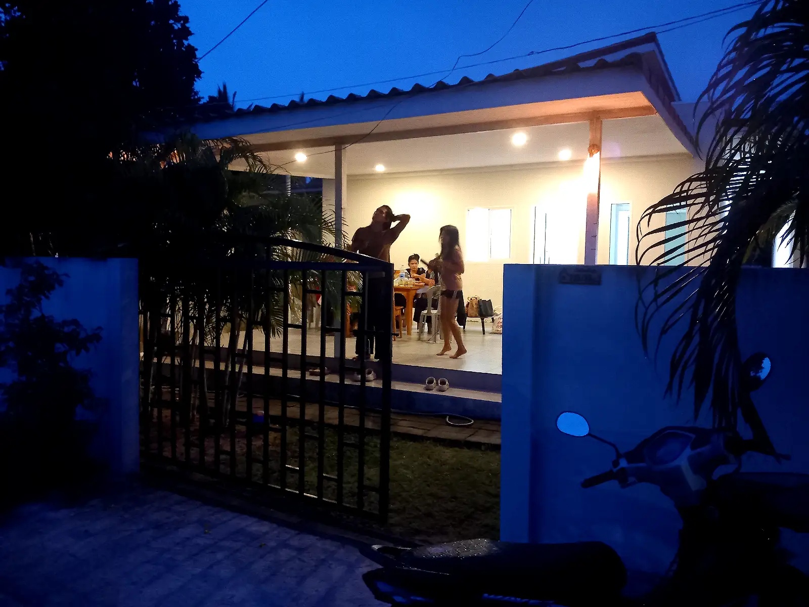 Thongsala Bungalow B