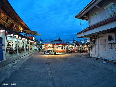 Koh Phangan Bungalows-Pantip Market -2 Minutes away